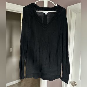 Old Navy black sweater - size medium